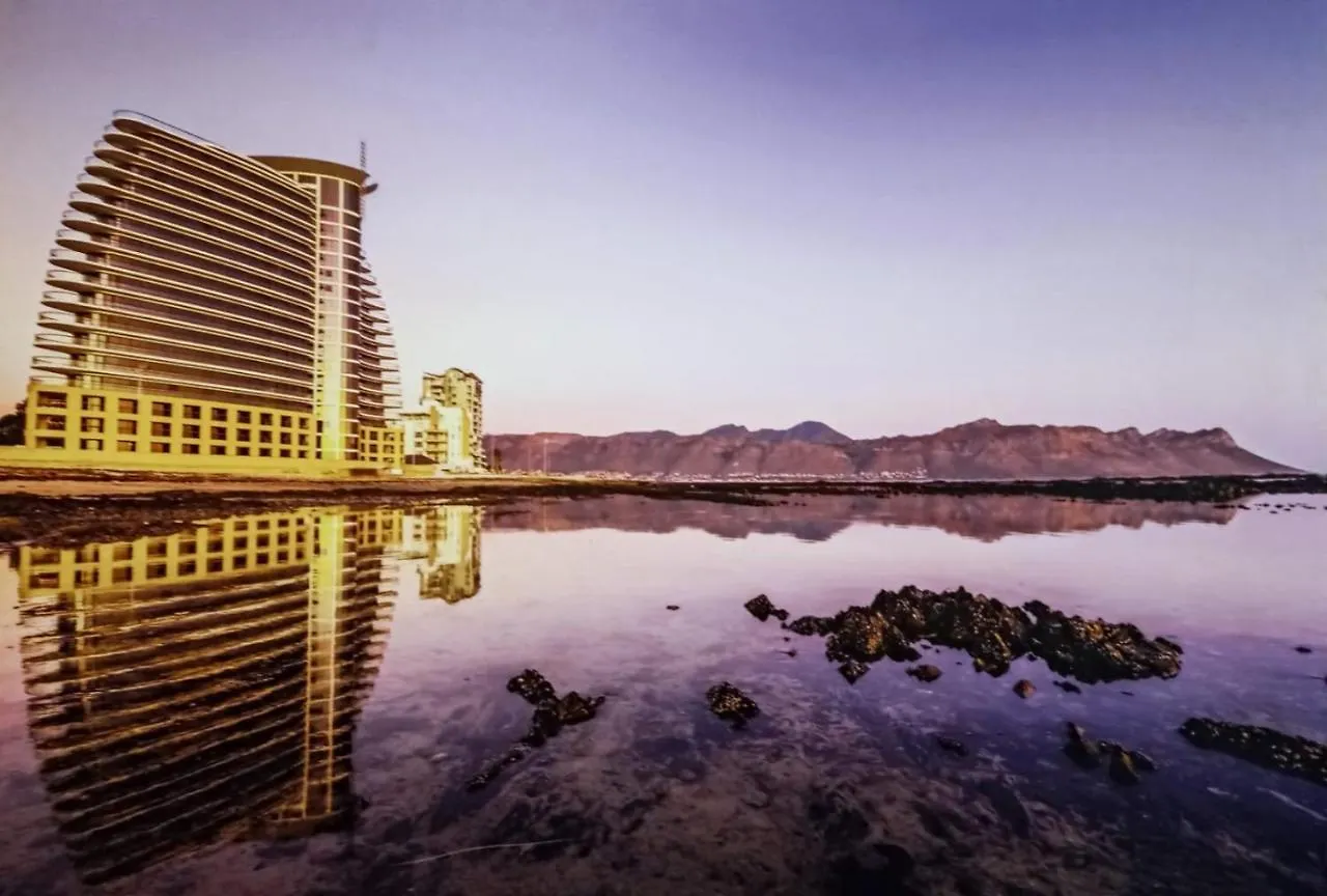 Ocean View Luxury Self-Catering Apartment Strand
